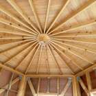 春花園　八角堂