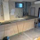 築地　BAR　モルタル仕上げ カウンターテーブル
